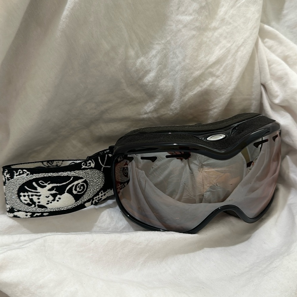 Oakley Women’s  Snow Goggles
